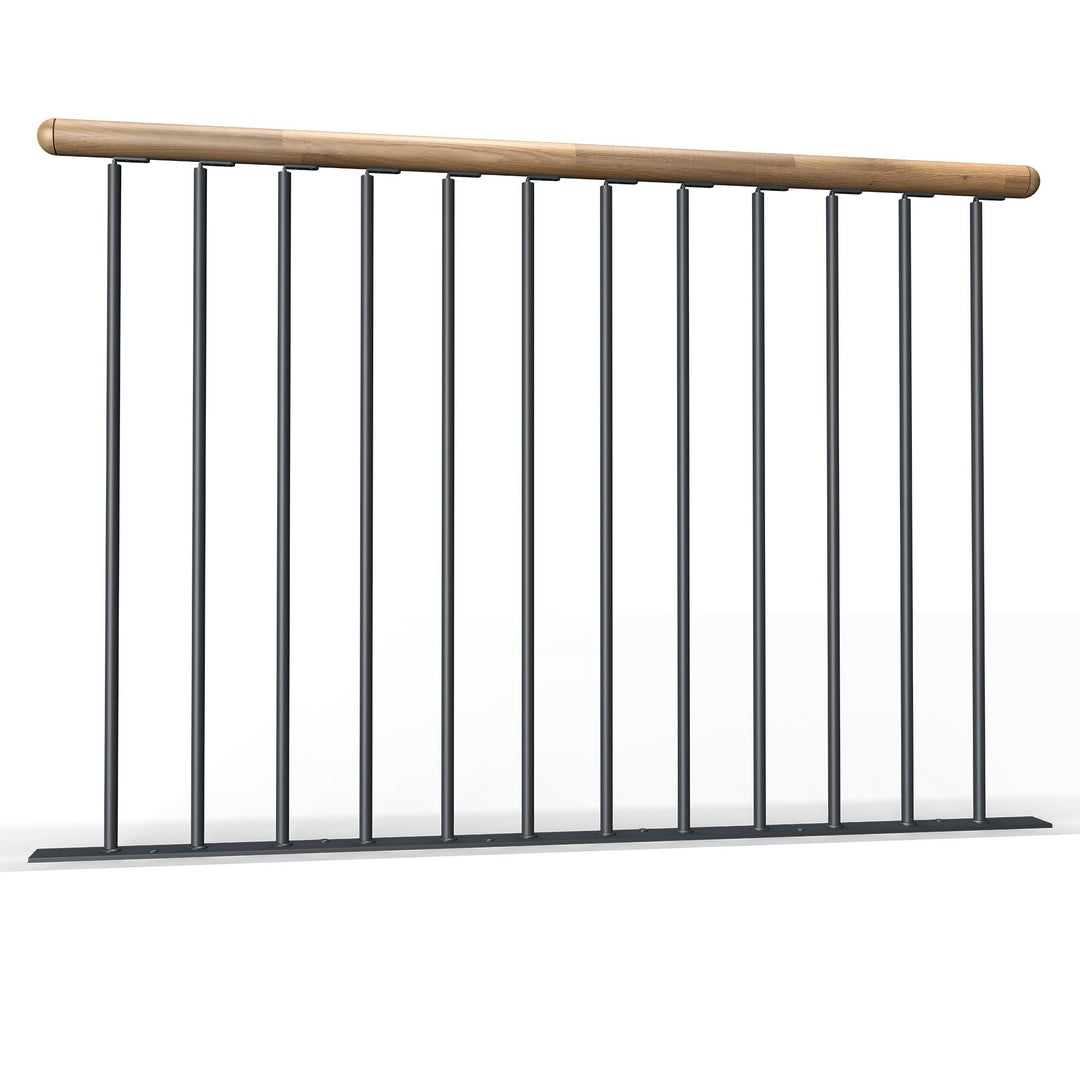 Brüstungsgeländer in Eiche für die Spindeltreppe in Eiche