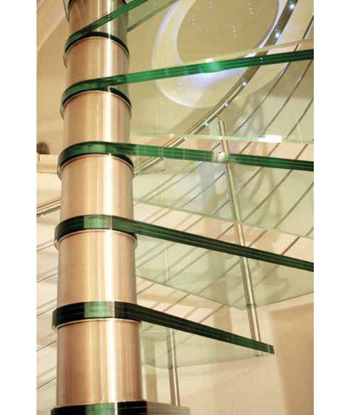 Spindel der Glasspindeltreppe